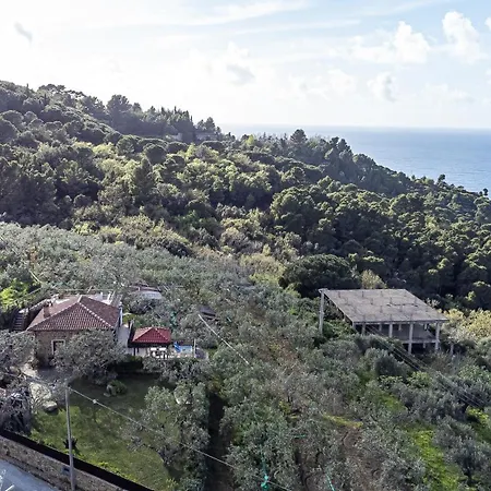 Panoramica Casa In Pietra Nel Cilento