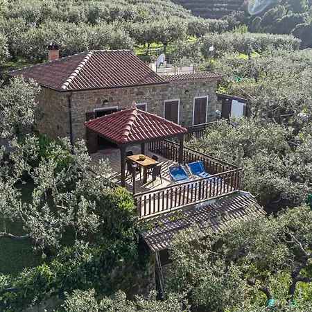 Panoramica Casa In Pietra Nel Cilento